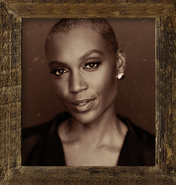 Headshot of Jewelle Blackman